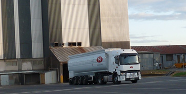 Novial usine camion